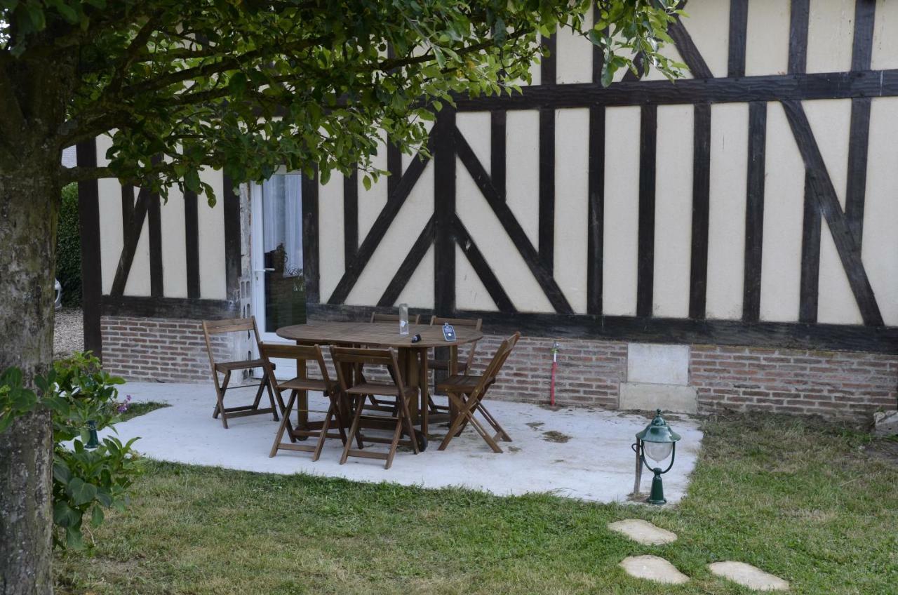 Gite De La Pature Le Thuit-Simer 外观 照片